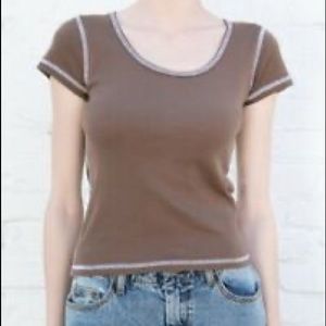 Brandy Melville - Brown contrast stitching shirt